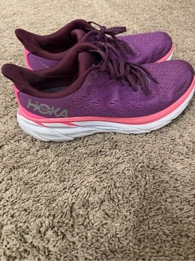 Hoka Clifton 8 Sneakers